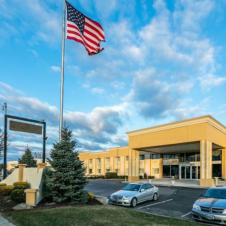 Comfort Inn Medford-Long Island Zewnętrze zdjęcie