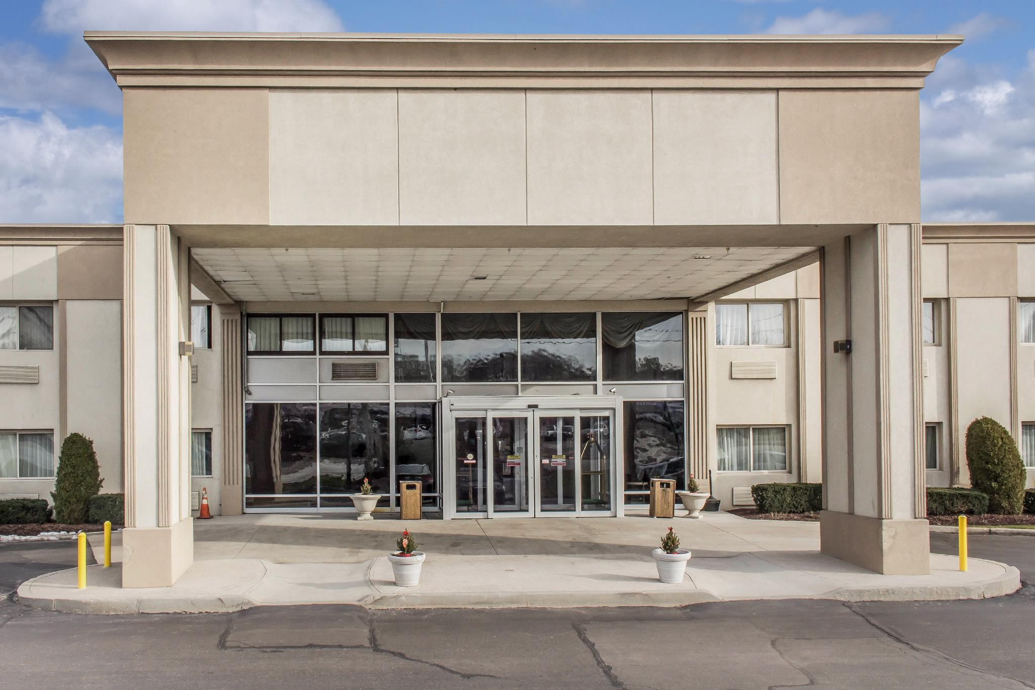 Comfort Inn Medford-Long Island Zewnętrze zdjęcie