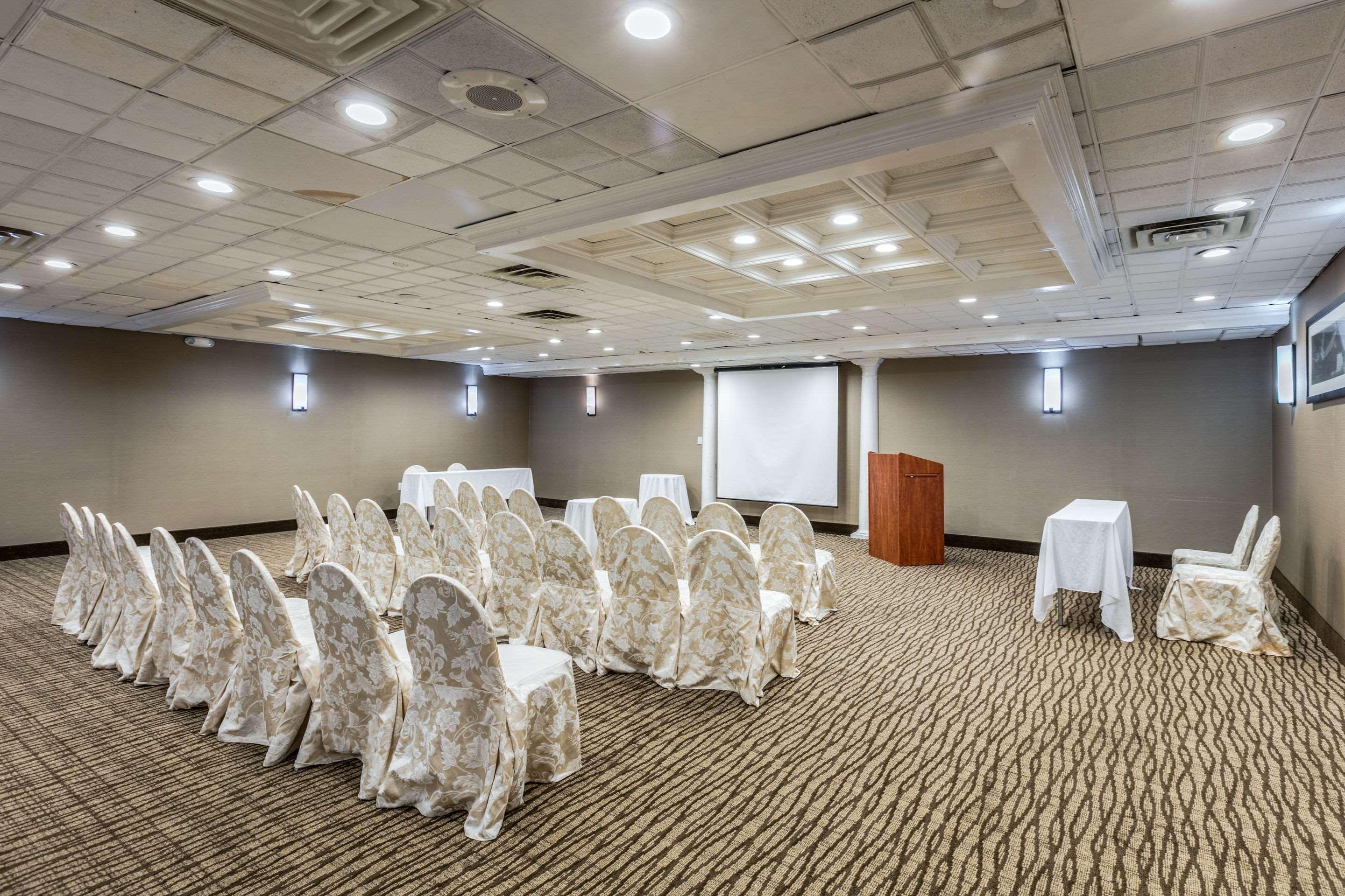 Comfort Inn Medford-Long Island Zewnętrze zdjęcie