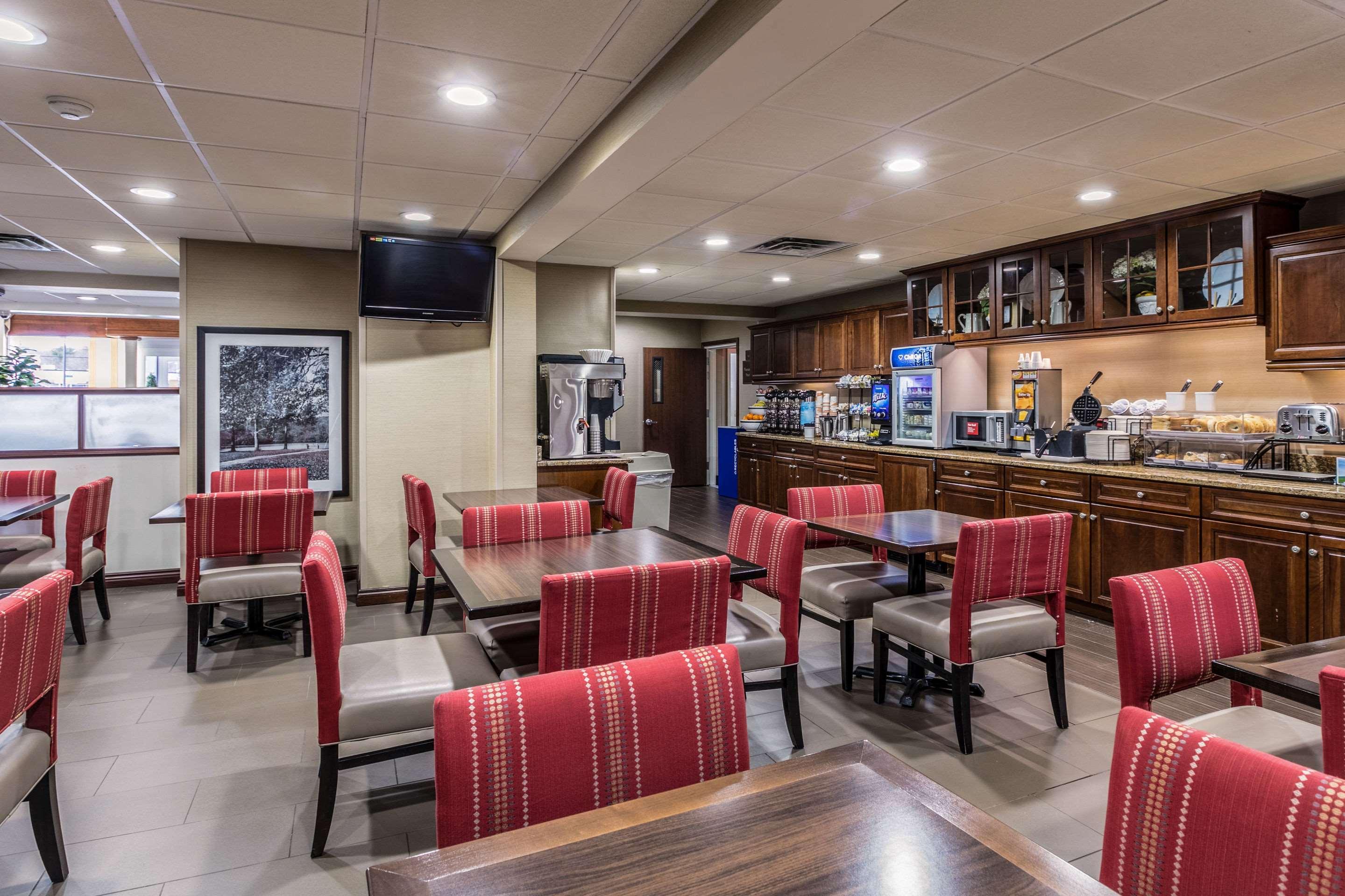 Comfort Inn Medford-Long Island Zewnętrze zdjęcie