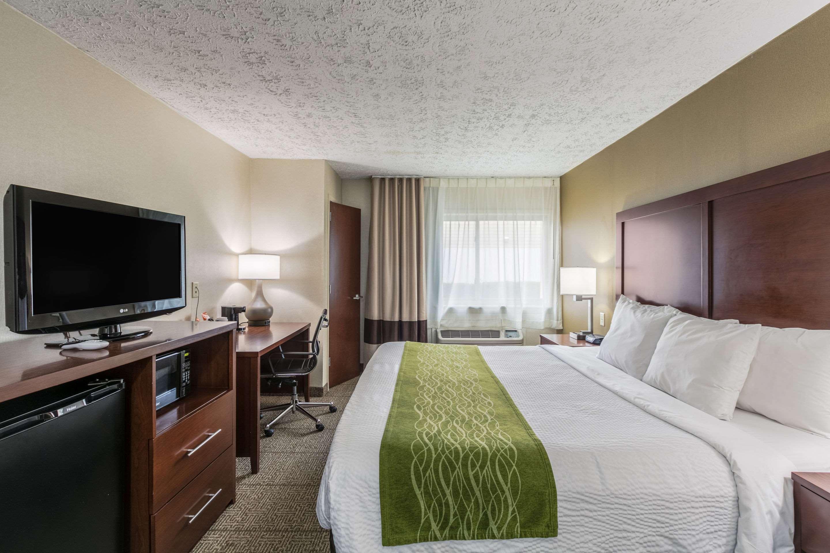 Comfort Inn Medford-Long Island Zewnętrze zdjęcie