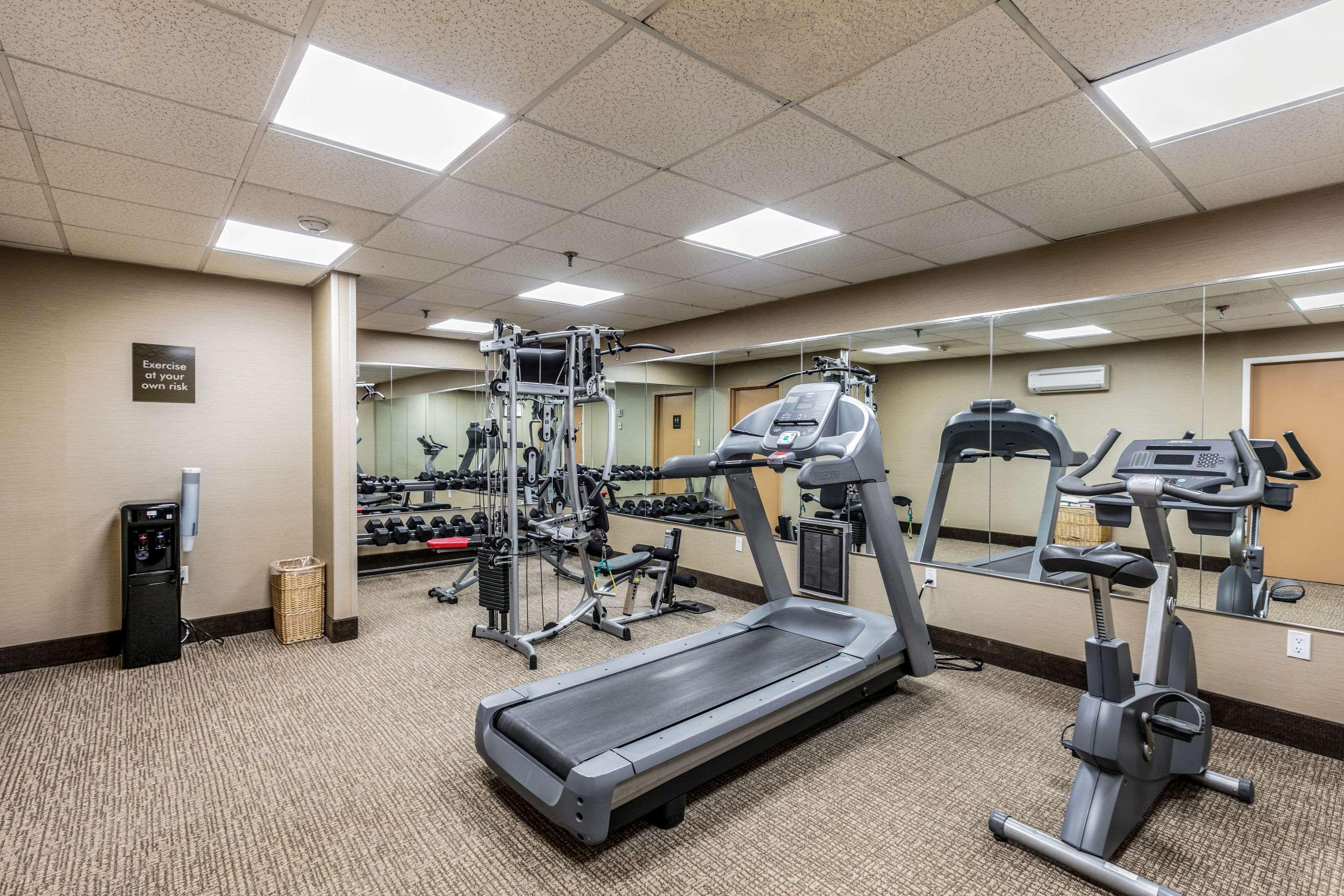 Comfort Inn Medford-Long Island Zewnętrze zdjęcie